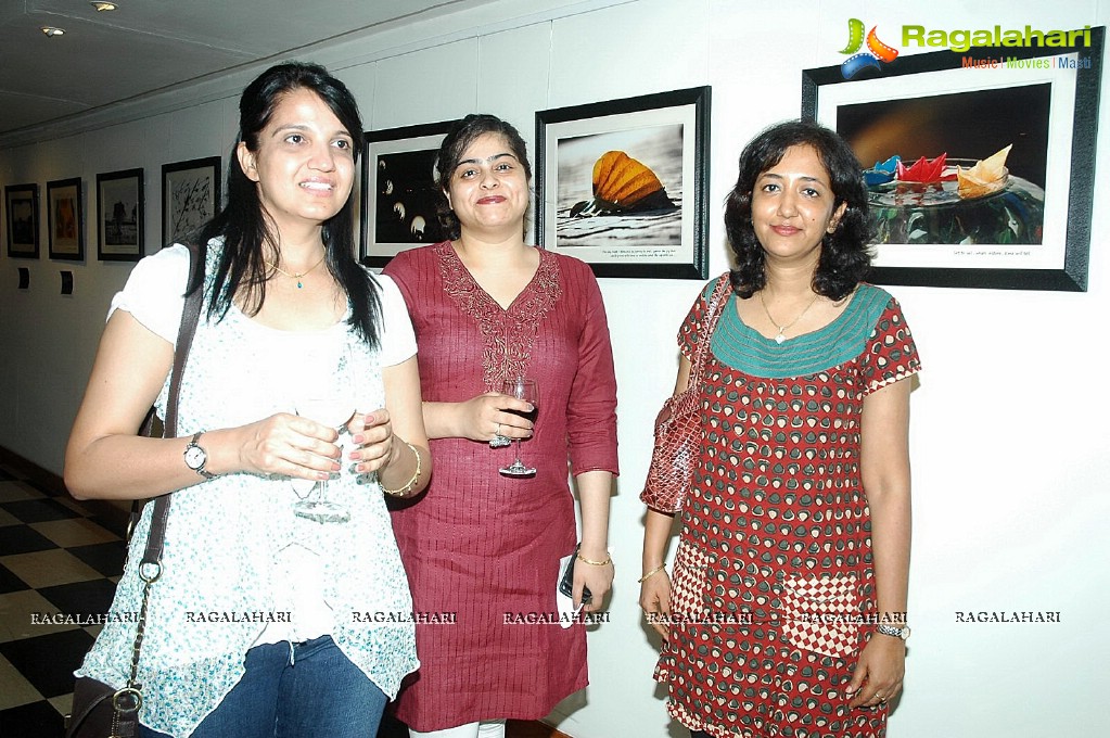Closing Day of Madhu Smitha's Photography Exhibition