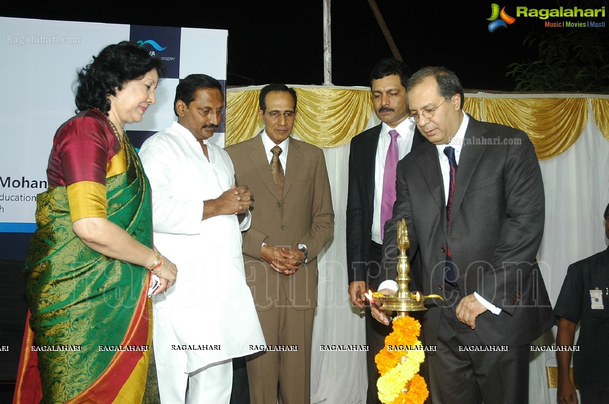 CM Kiran Kumar Reddy inaugurates Nova Specialty Surgery at Nova Medical Centers, Hyd