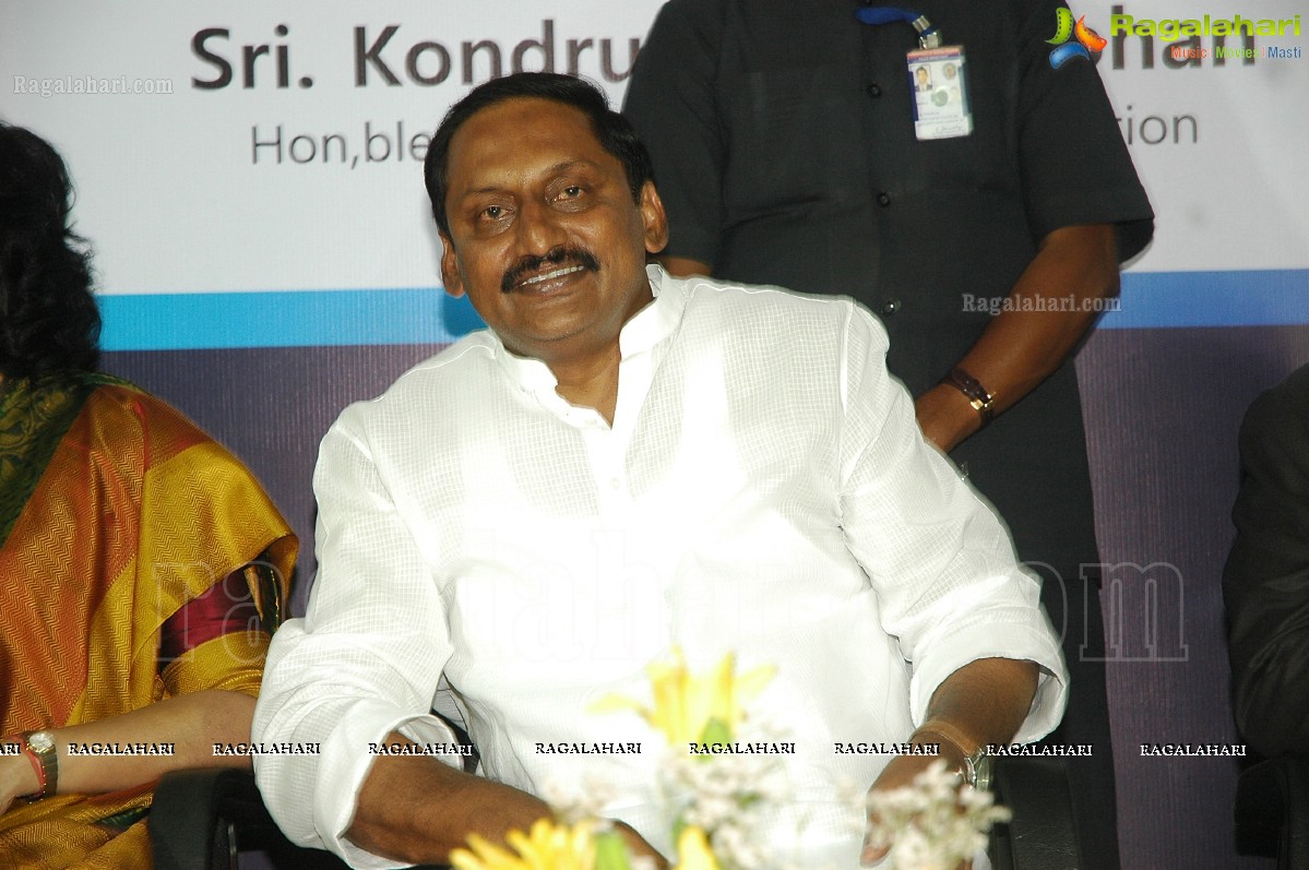 CM Kiran Kumar Reddy inaugurates Nova Specialty Surgery at Nova Medical Centers, Hyd