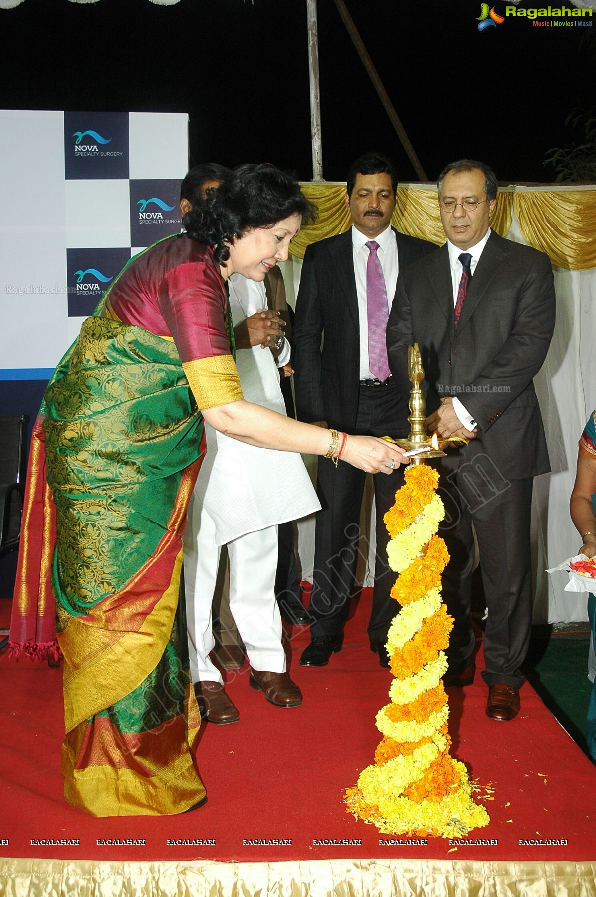 CM Kiran Kumar Reddy inaugurates Nova Specialty Surgery at Nova Medical Centers, Hyd