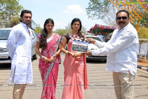 Colors and Claps Entertainments Dracula 3D Muhurat