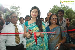 Shraddha Das launches Weaves Lifestyle Exhibition