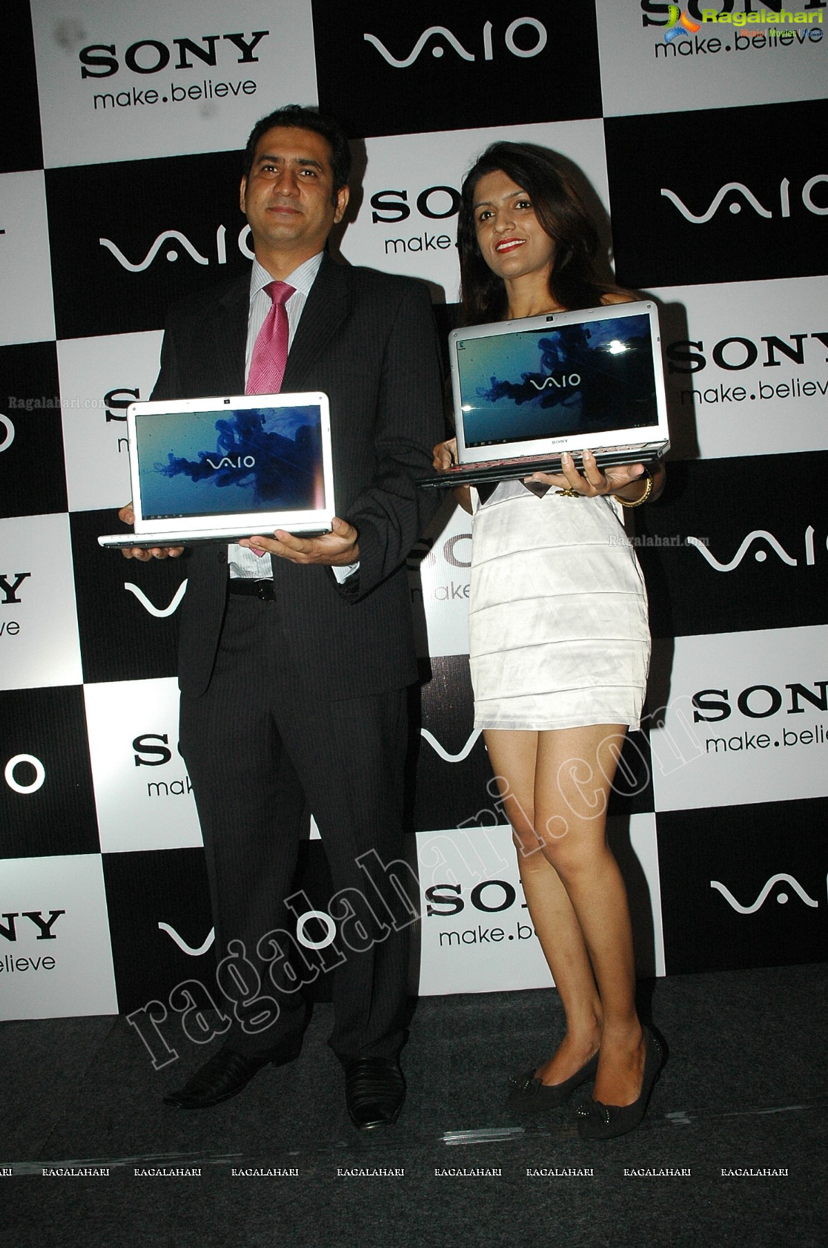 Sony VAIO E14a Launch