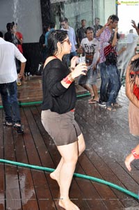 Photos of Sundown Monsoon Rain Dance Party at Aqua