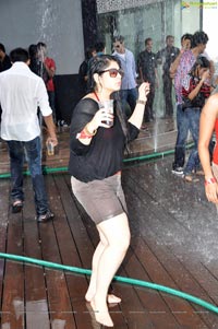 Photos of Sundown Monsoon Rain Dance Party at Aqua