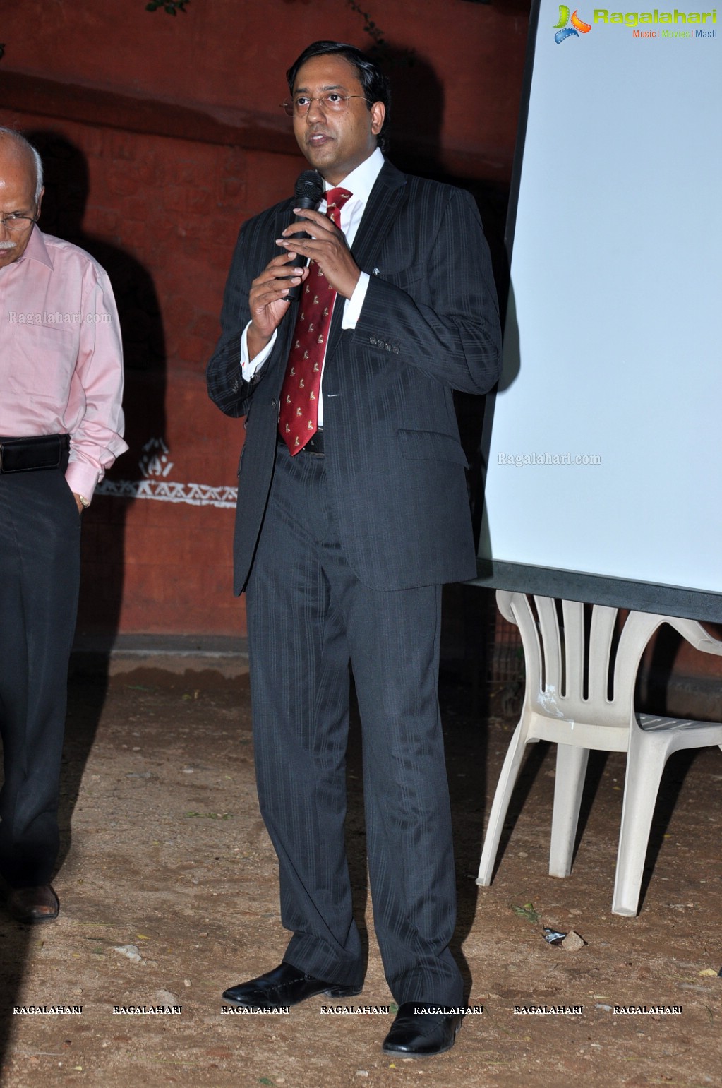 3rd Ushalakshmi Breast Cancer Foundation (UBF) Oration : 'Medical Ethics at Crossroads'