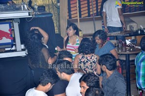 Bottles and Chimney Pub, Hyderabad - June 29, 2012