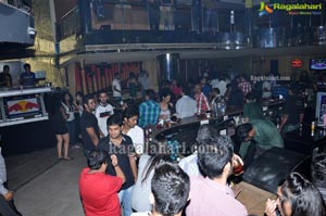 Bottles and Chimney Pub, Hyderabad - June 29, 2012