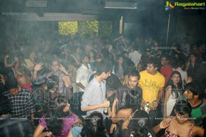 Kismet Pub, Hyderabad - June 16, 2012