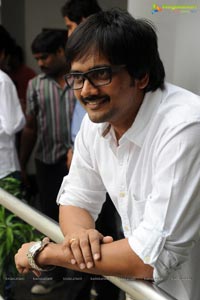 Teja's 1000 Abaddalu Press Meet