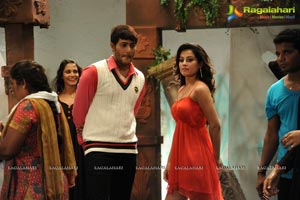 Manasunu Maayaseyake Working Stills