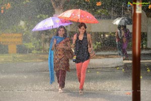 Manasu Maaya Seyake Movie Stills