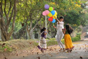 Manasu Maaya Seyake Movie Stills