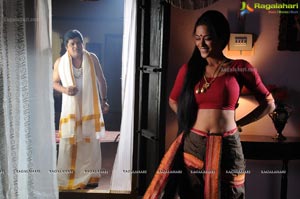 Saradaga Ammayito Hot Scenes