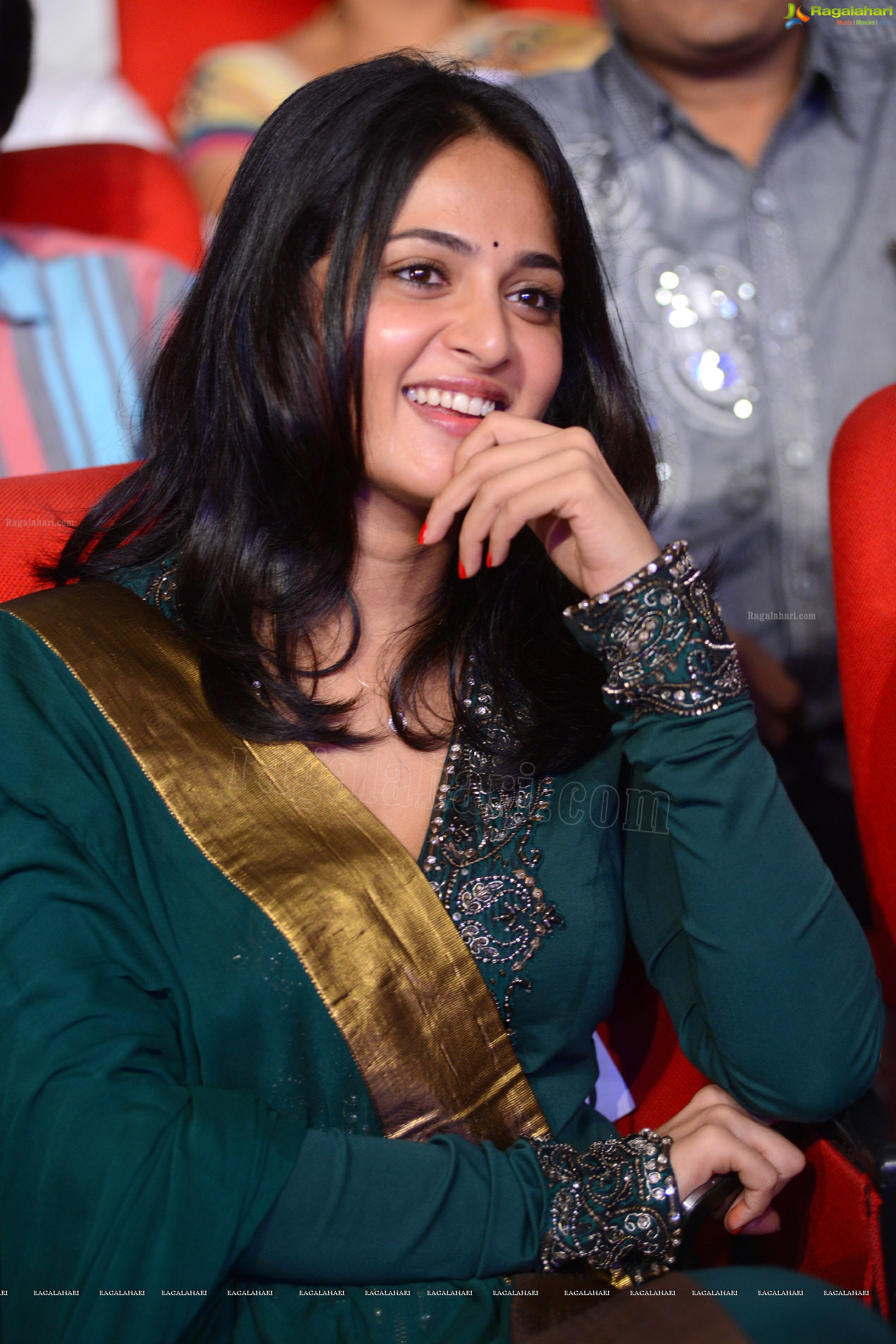 Anushka Shetty - HD Gallery