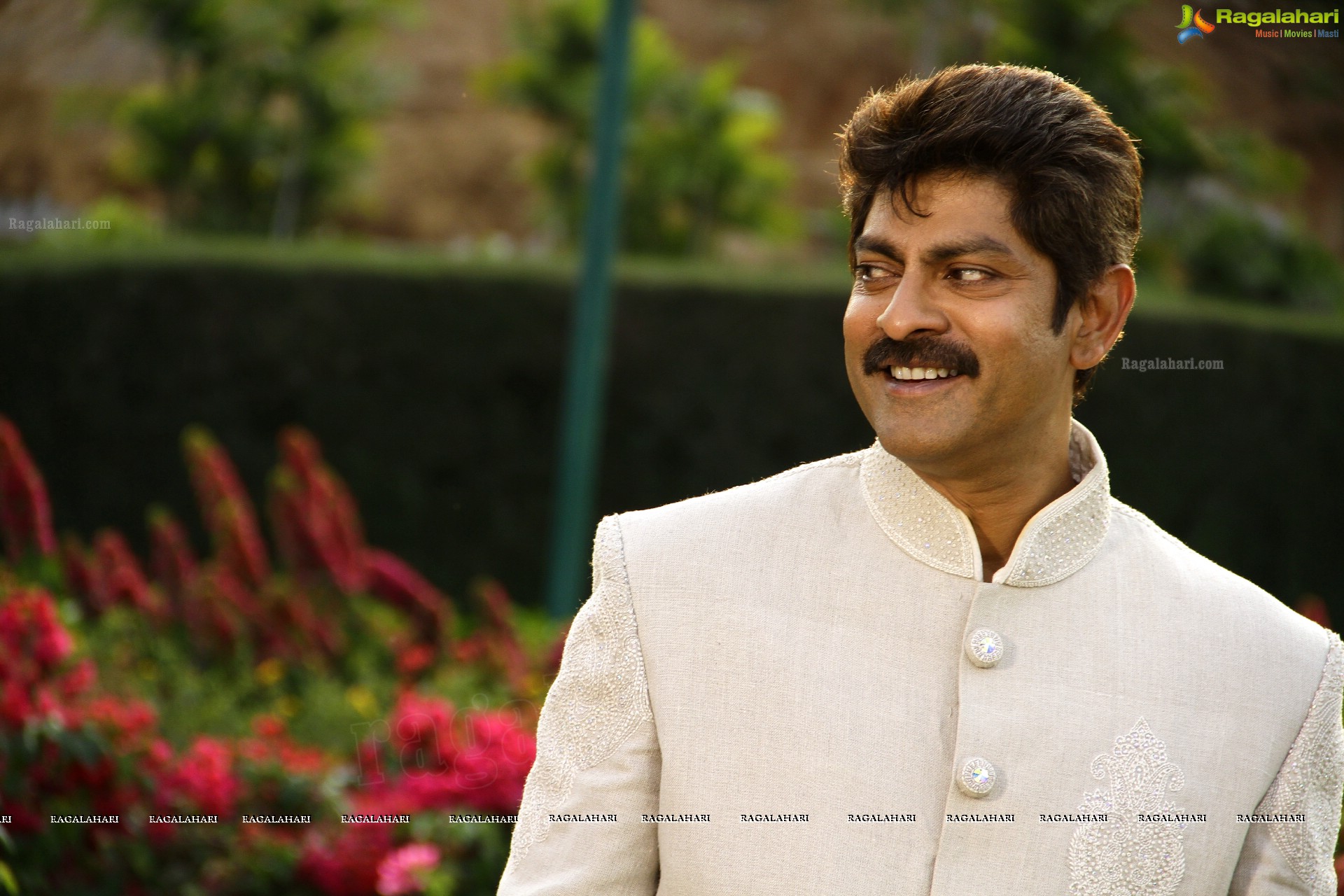 Jagapathi Babu (High Definition)