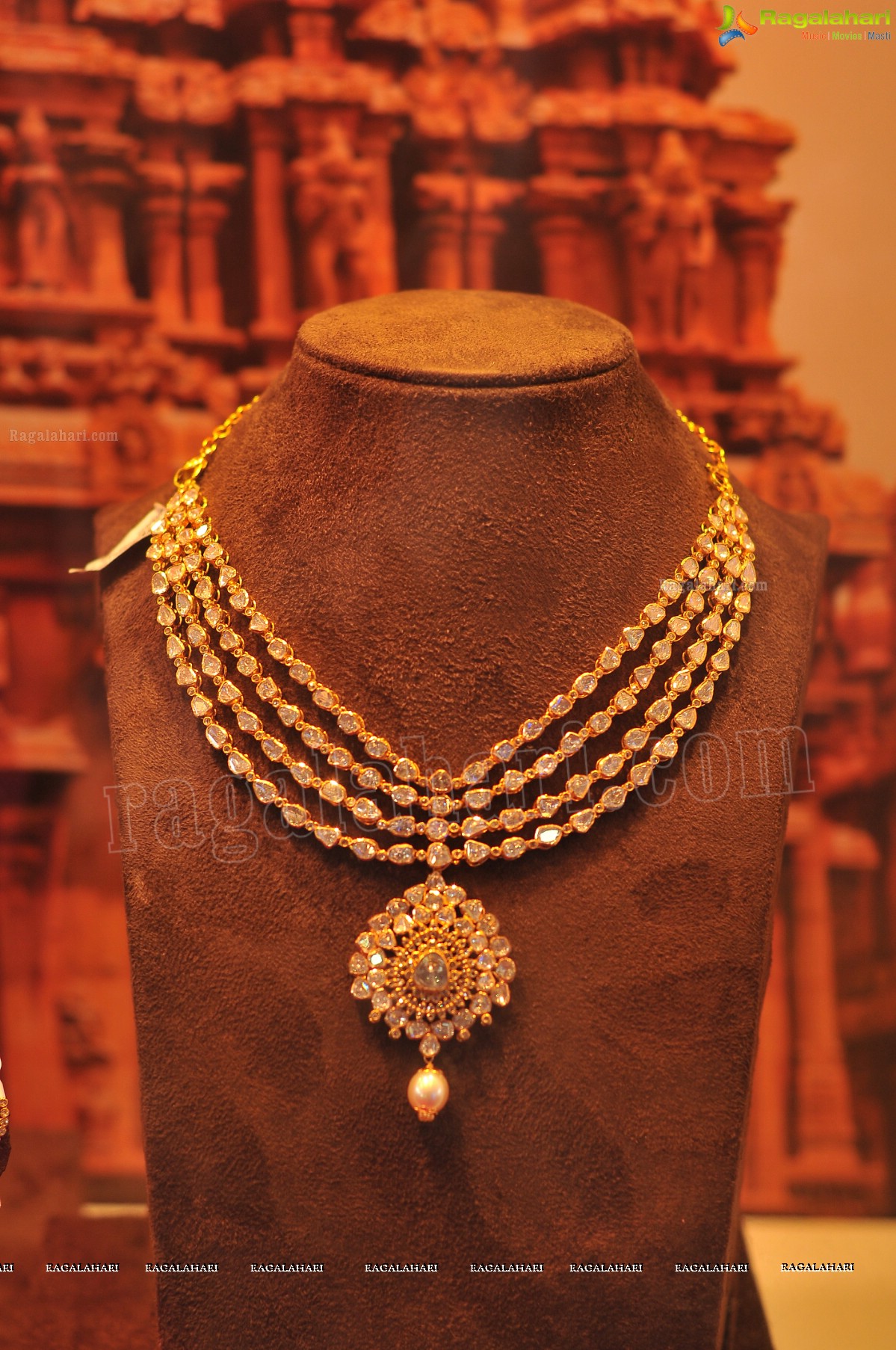 D. Purandeswari inaugurates 6th Edition of Hyderabad Jewellery, Pearl and Gem Fair (HJF)