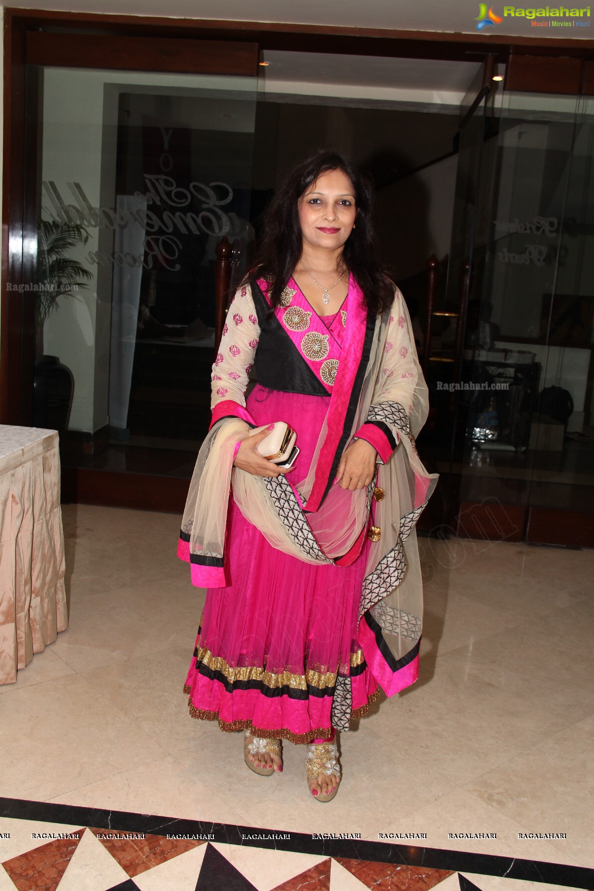 Shreedevi Chowdary inaugurates Akritti Elite Exhibition at Taj Krishna