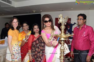 Shreedevi Chowdary inaugurates Akritti Elite Exhibition