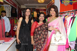 Shreedevi Chowdary inaugurates Akritti Elite Exhibition