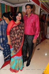 Shreedevi Chowdary inaugurates Akritti Elite Exhibition