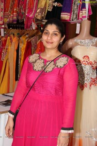 Shreedevi Chowdary inaugurates Akritti Elite Exhibition