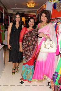 Shreedevi Chowdary inaugurates Akritti Elite Exhibition