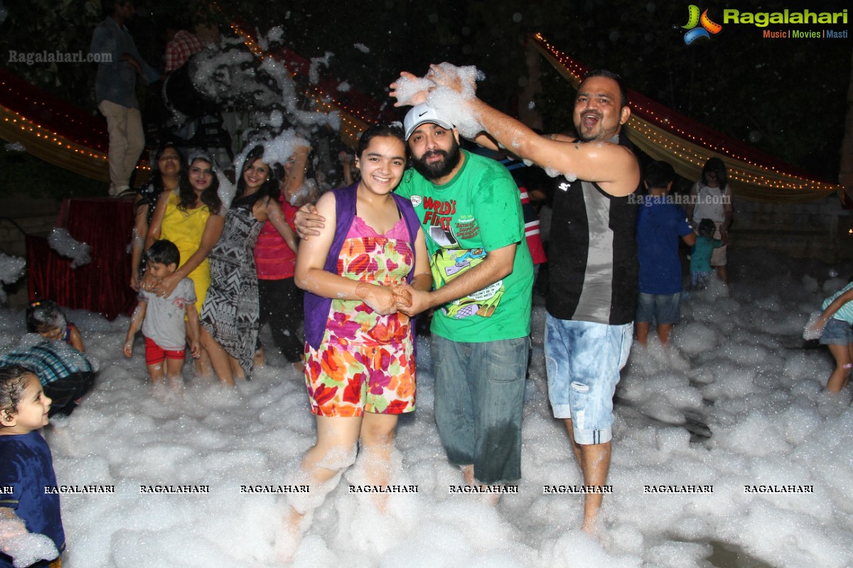 Dance Foam Party by Puru-Shalini Modani and Aditya-Monica Deenadayal