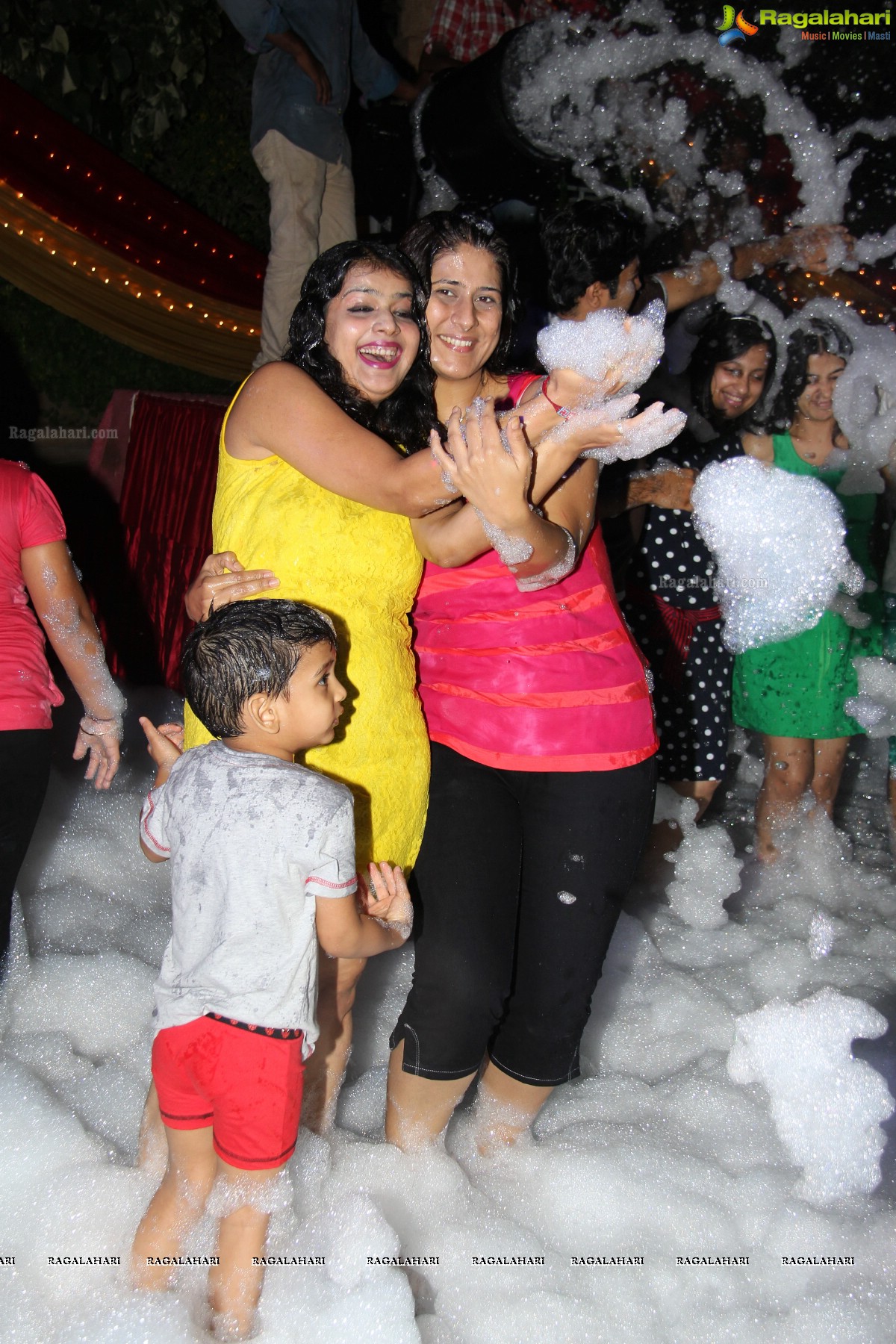 Dance Foam Party by Puru-Shalini Modani and Aditya-Monica Deenadayal