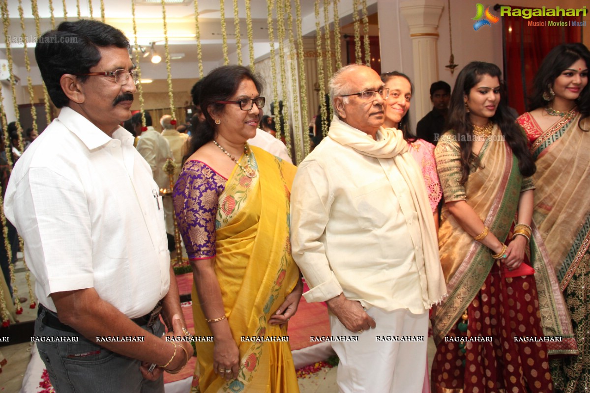 ANR launches Designer Brand Kavitha and Dhanya