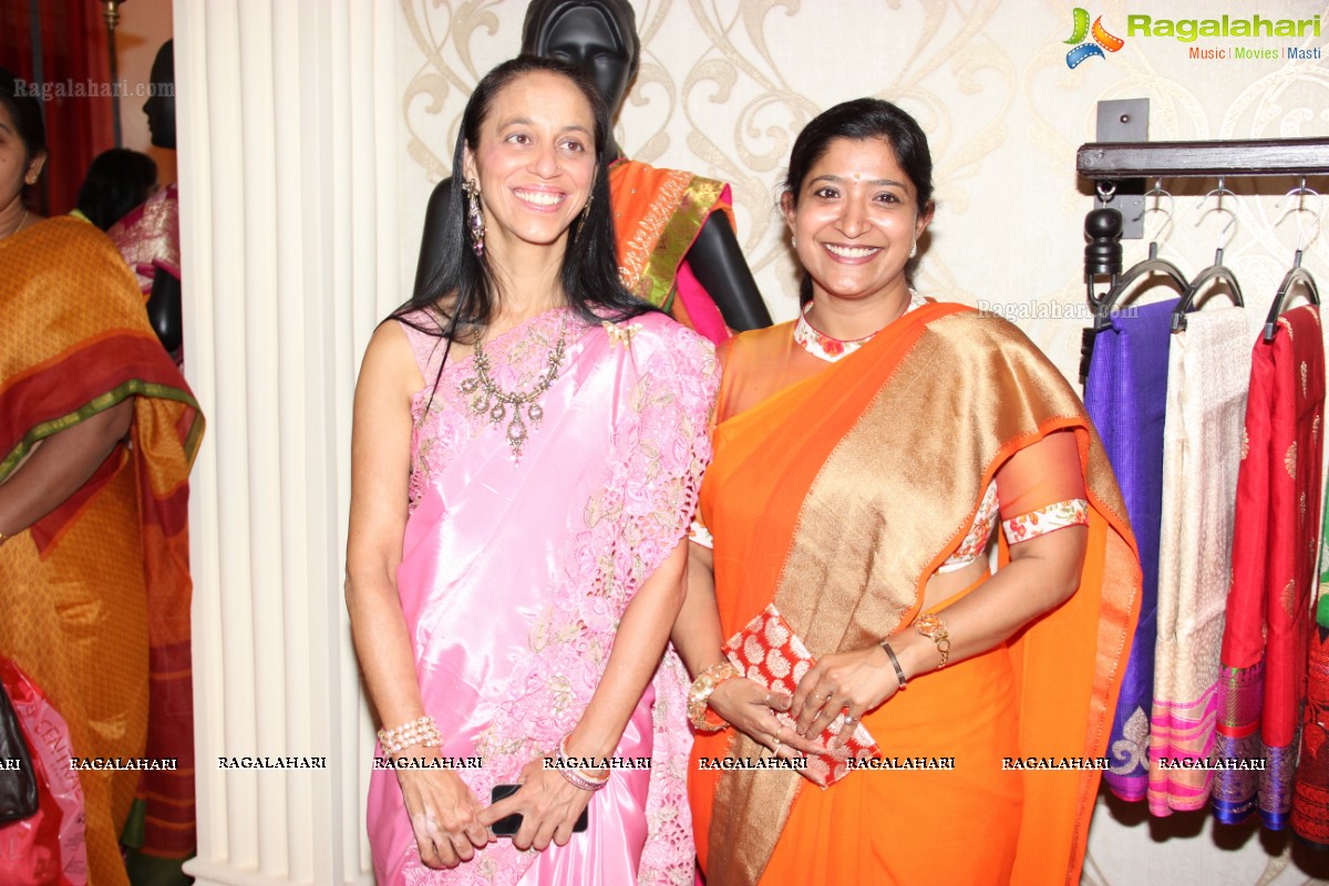 ANR launches Designer Brand Kavitha and Dhanya