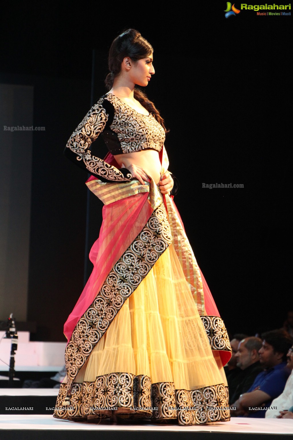 Surat Dreams Fashion Thrills Season IV