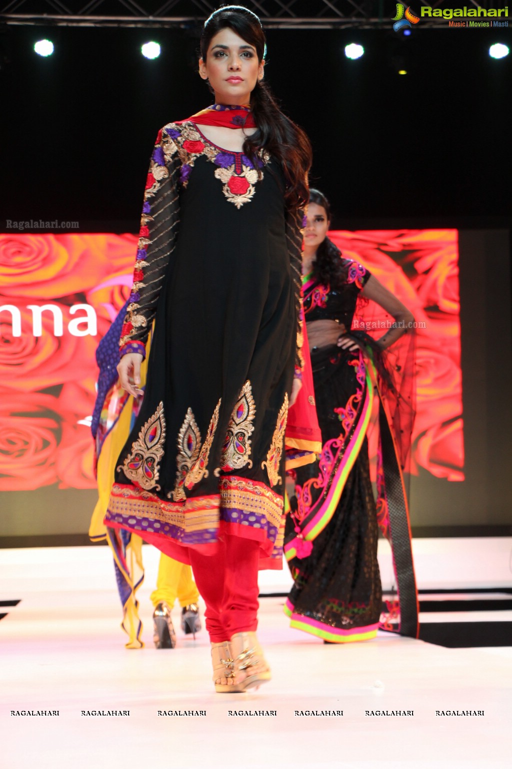 Surat Dreams Fashion Thrills Season IV