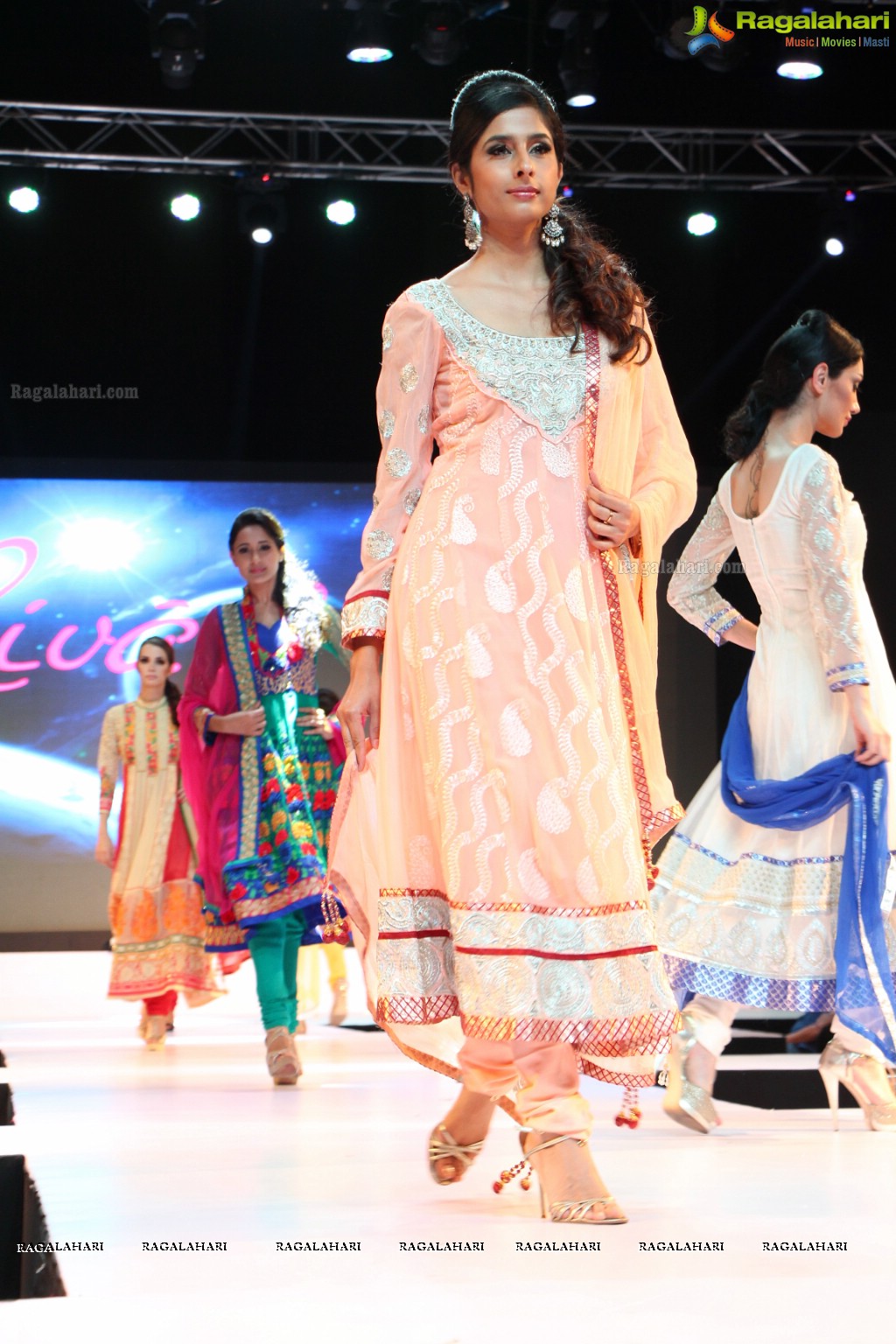 Surat Dreams Fashion Thrills Season IV