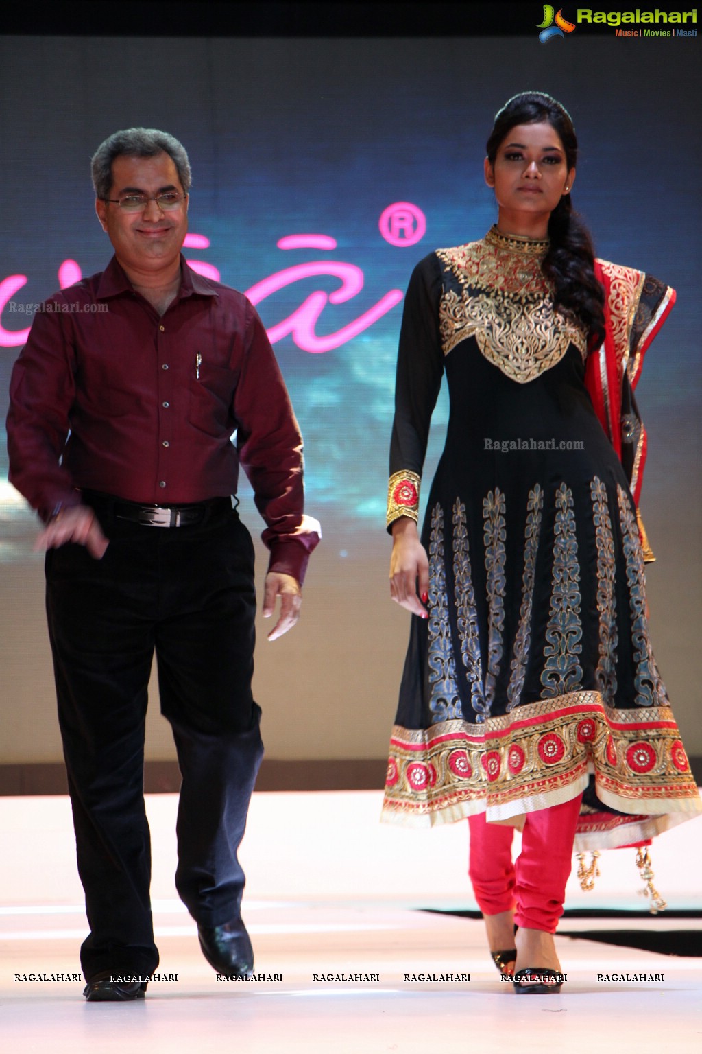 Surat Dreams Fashion Thrills Season IV