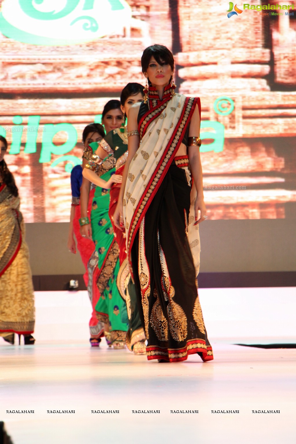 Surat Dreams Fashion Thrills Season IV