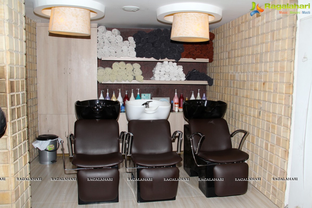 Kerastase Experience at Bubbles Hair & Beauty Salon, Hyderabad