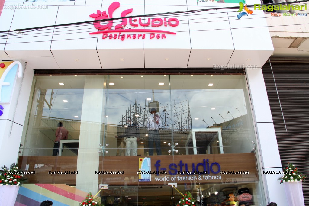 Poonam Kaur Launches F-studio