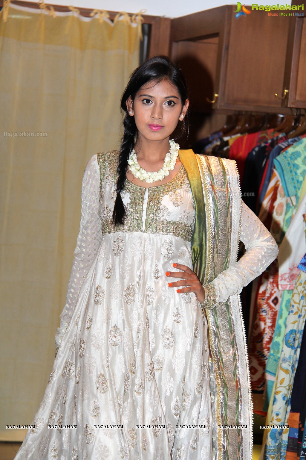 Ritu Kumar & Ritz Presents Couture Collection of Panchvastra & Chanderi