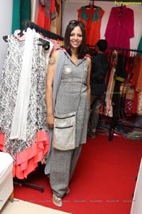 Samantha inaugurates Se La Vie Designers Exhibition at TajKrishna