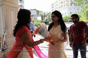 Samantha inaugurates Se La Vie Designers Exhibition at TajKrishna