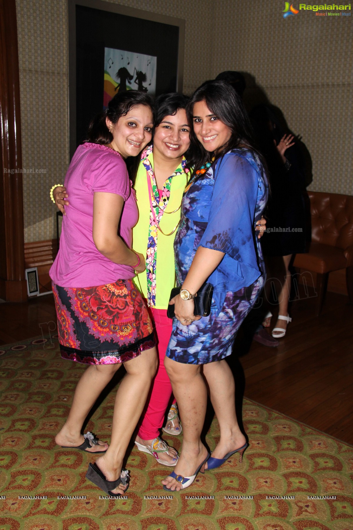 Sparks and Sizzles Retro Nite by Nidhi Gunjan