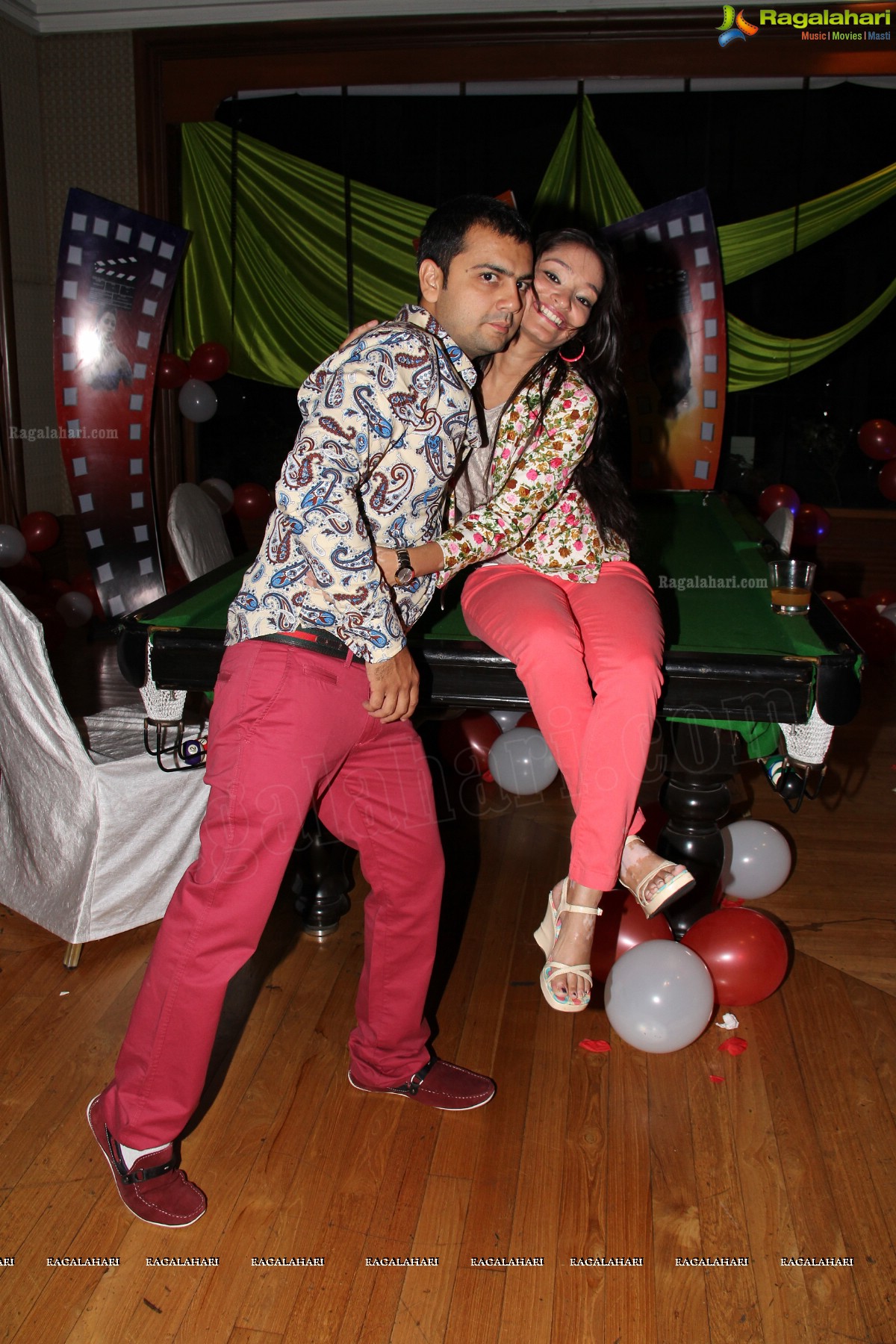 Sparks and Sizzles Retro Nite by Nidhi Gunjan