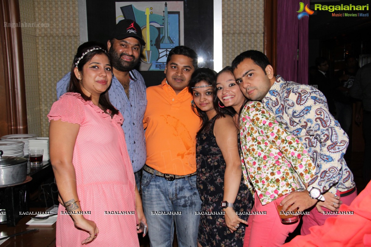 Sparks and Sizzles Retro Nite by Nidhi Gunjan