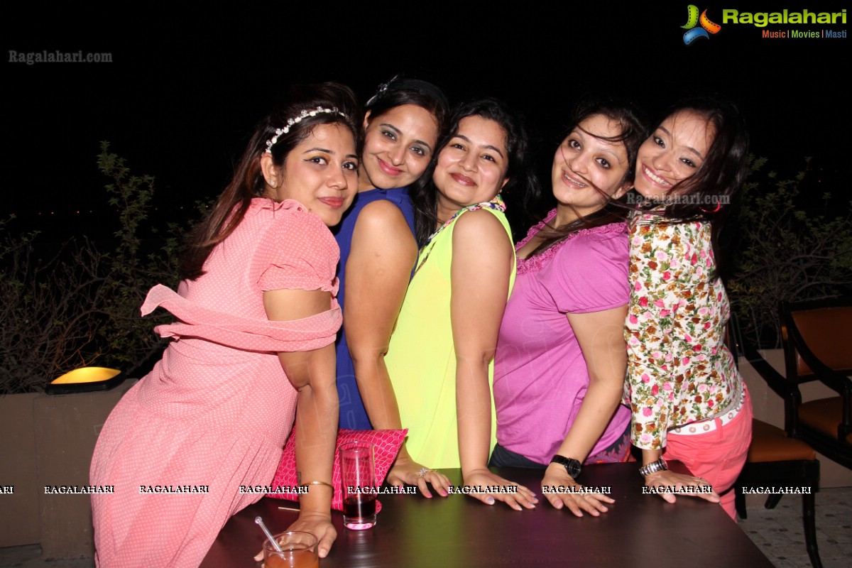 Sparks and Sizzles Retro Nite by Nidhi Gunjan