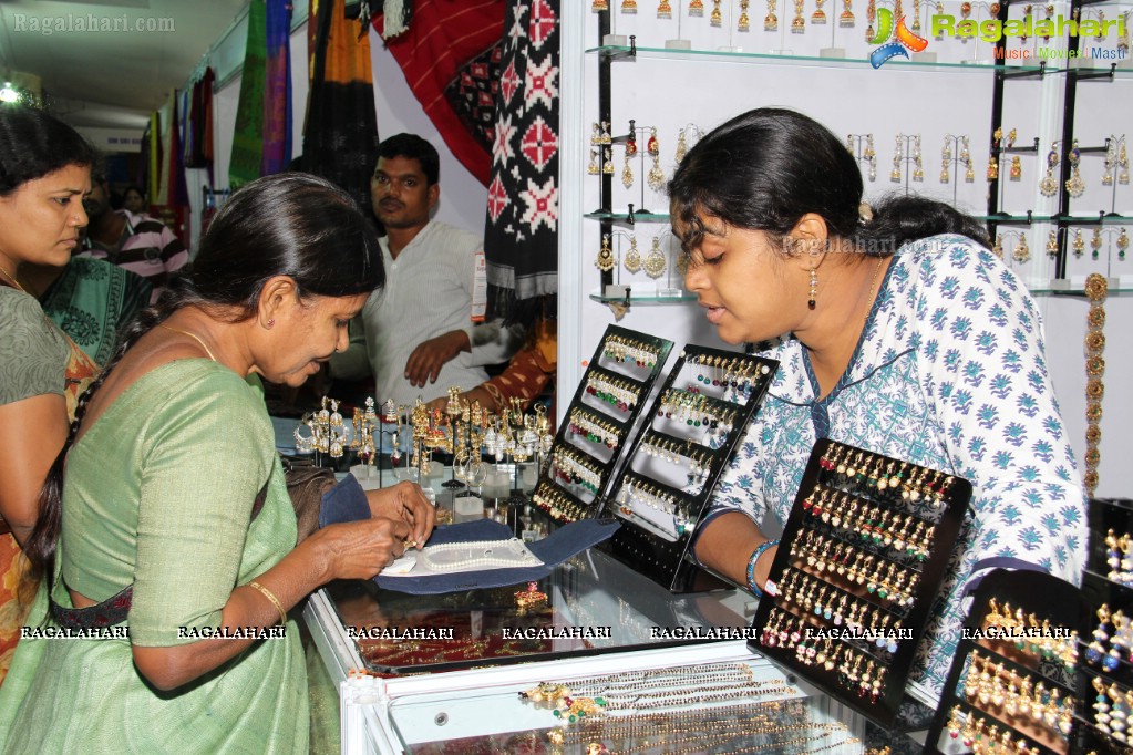 Trendz Exhibition (June 2013) at Satya Sai Nigamagamam, Hyderabad