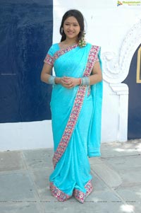 Makdee Girl Swetha Basu Beautiful Stills