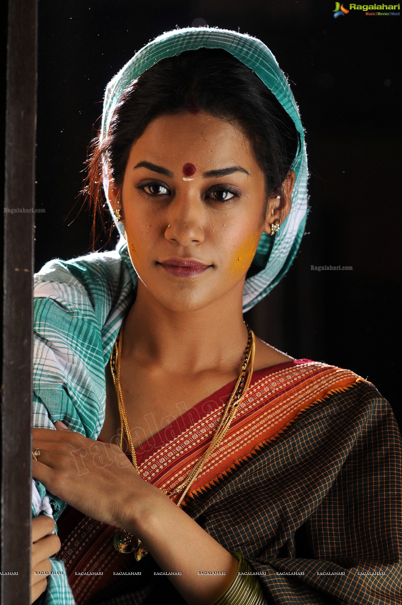 Mumaith Khan (Posters)