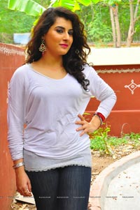 Heroine Archana