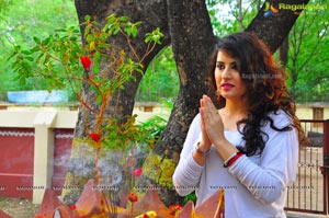 Heroine Archana